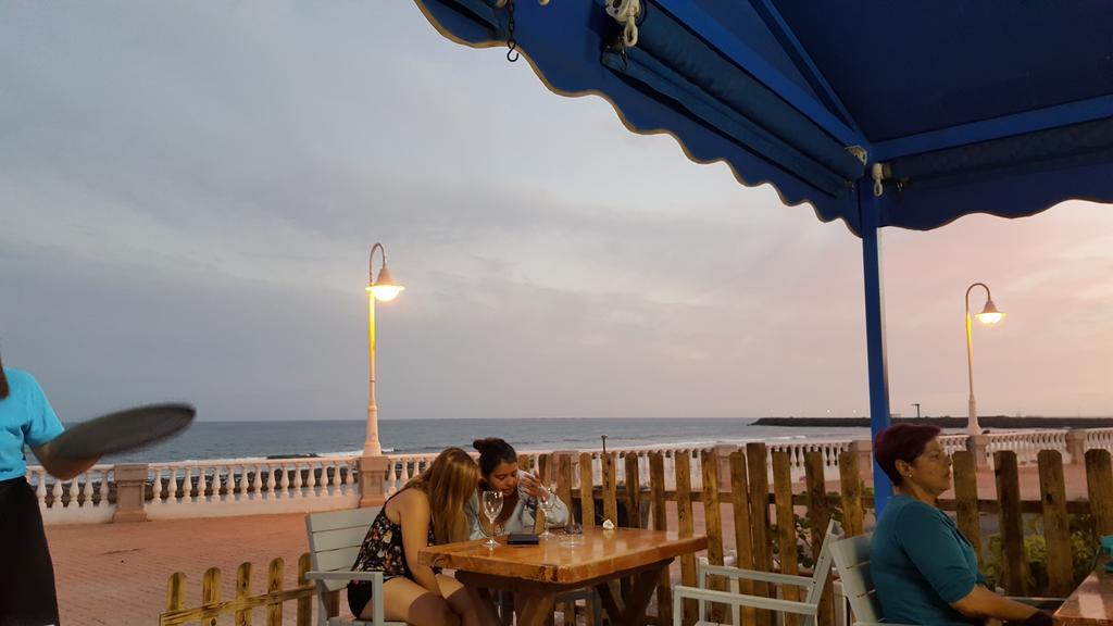 Castillo del Romeral Apartamentos Castillo Mar Gran Canaria מראה חיצוני תמונה